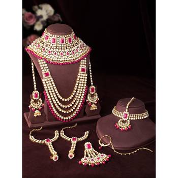 Aheli traditional kundan dulhan bridal jewellery set with choker earrings maang tikka hathphool for women 4