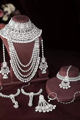 Aheli traditional kundan dulhan bridal jewellery set with choker earrings maang tikka hathphool gift for women
