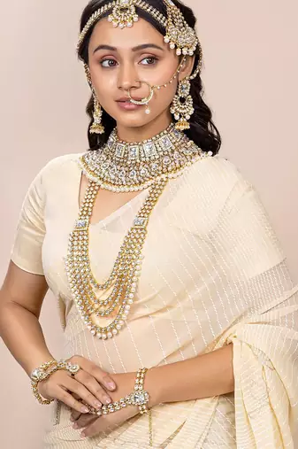 Aheli traditional gold plated kundan dulhan bridal jewellery set with choker earrings maang tikka hathphool for women