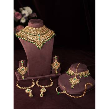 Aheli jodha akbar bridal choker necklace earrings maangtikka nathiya haathpanja traditional jewellery set for women 2