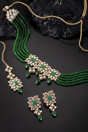 Aheli adjustable choker necklace with earring maang tikka jewellery set for women