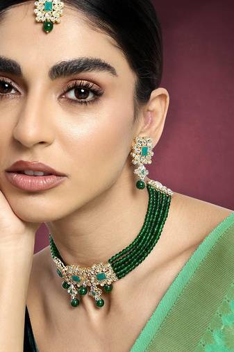 Aheli adjustable choker necklace with earring maang tikka jewellery set for women