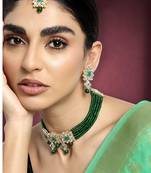 Aheli adjustable choker necklace with earring maang tikka jewellery set for women