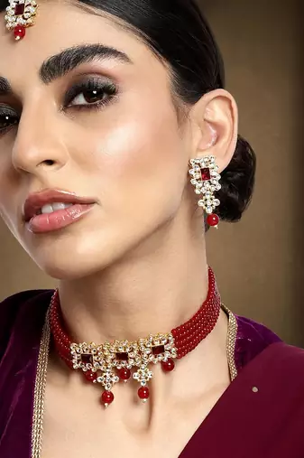 Aheli adjustable choker necklace with earring maang tikka jewellery set for women