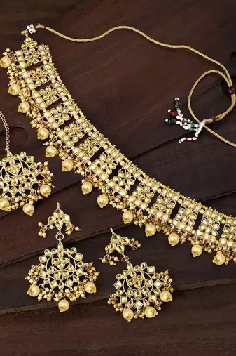 Aheli ethnic indian traditional jewellery kundan choker necklace earring maang tikka set jewellery for women