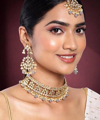 Aheli ethnic grey traditional jewellery kundan choker necklace earring maang tikka set for women 1