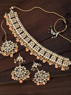 Aheli ethnic peach traditional jewellery kundan necklace earring mang tikka set for women 2