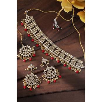 Aheli ethnic red traditional jewellery kundan choker necklace earring maang tikka set for women 2