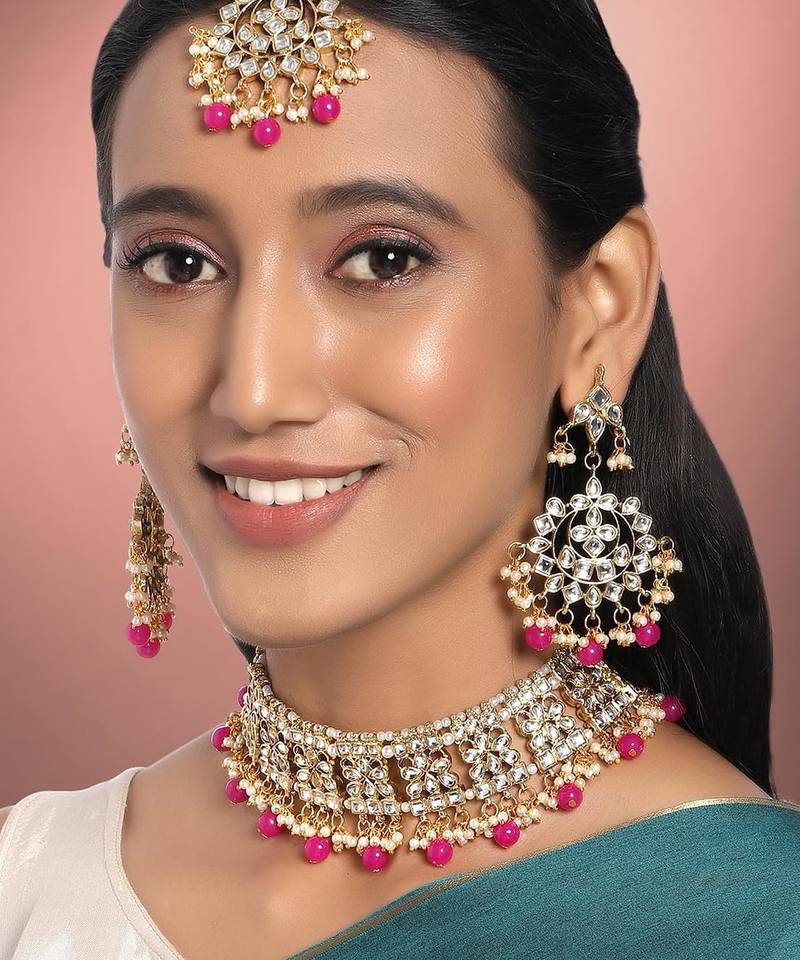 Aheli ethnic indian traditional kundan necklace earring maang tikka jewellery set for women