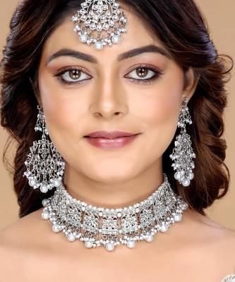 Aheli ethnic indian traditional jewellery kundan necklace earring mang tikka set for women 2