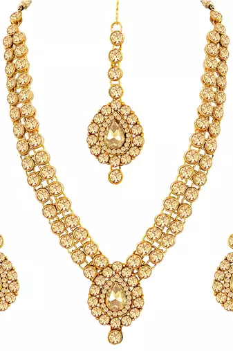 Aheli long necklace jewellery set with maang tikka and earrings for women