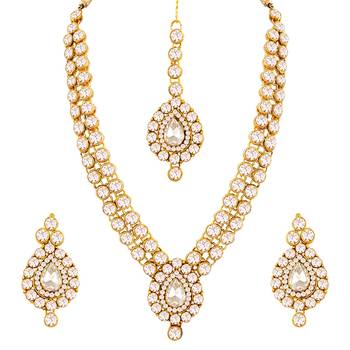 Aheli kundan studded jewellery set necklace with earrings & maang tikka for women 3