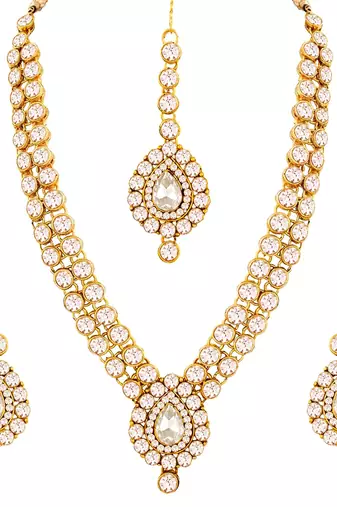Aheli kundan studded jewellery set necklace with earrings & maang tikka for women