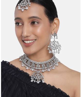 Aheli traditional kundan studded choker necklace jewellery set with earring maang tikka for women 2