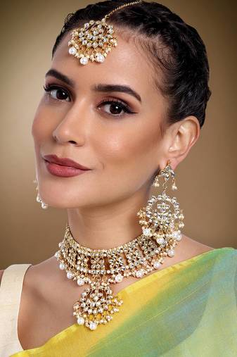 Aheli traditional kundan choker necklace earring & maang tikka set for women