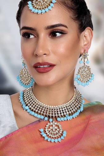 Aheli kundan choker necklace earring maang tikka traditional jewellery set for women