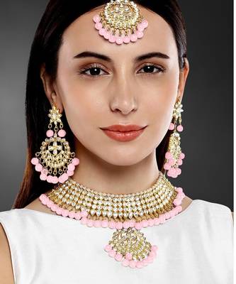 Aheli kundan choker necklace earring maang tikka traditional jewellery set for women 2