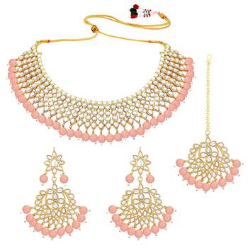 Aheli traditional kundan peach choker necklace with earring maang tikka jewellery set for women 3