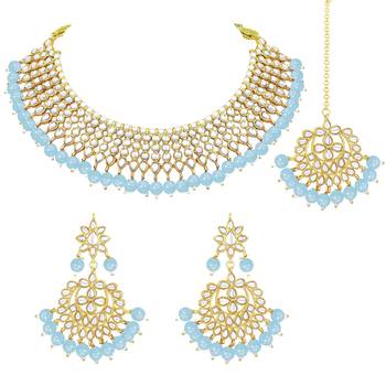 Aheli traditional sky blue kundan choker necklace with earring maang tikka jewellery set for women 3