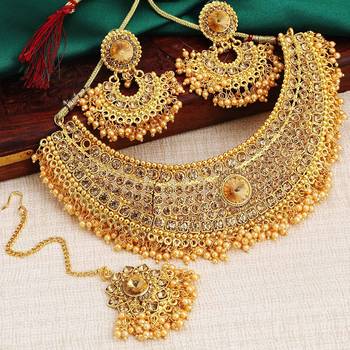 Aheli wedding necklace set with earring & maang tikka for women 1