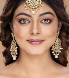 Aheli traditional kundan pearl earring with maang tikka set for women