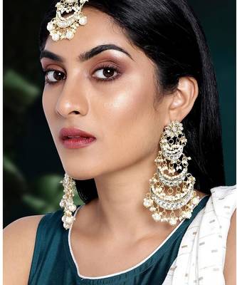 Aheli kundan pearl long dangle chandbali earring maang tikka jewellery set for women 1