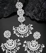 Aheli traditional kundan pearl chandbali earrings with maang tikka set for women