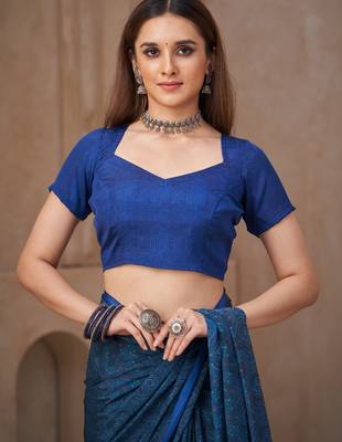 Blue green printed crepe silk fancy smooth saree with unstitch blouse 4