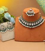 Green color kundan necklace set
