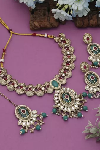 Rani & green color kundan necklace set