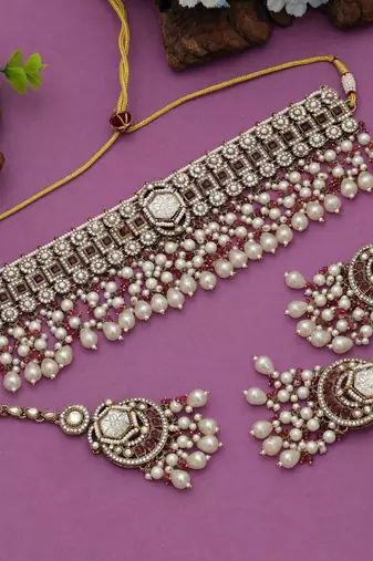 Magenta color choker kundan necklace set