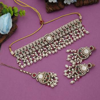 Rani & green color choker kundan necklace set 2