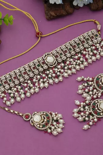 Rani & green color choker kundan necklace set
