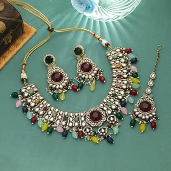 Multi color kundan necklace set 2