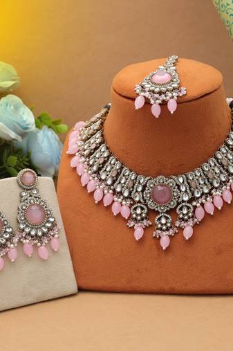 Pink color kundan necklace set