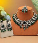 Green color kundan necklace set