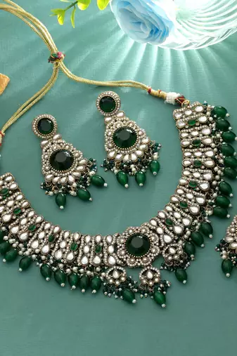 Green color kundan necklace set