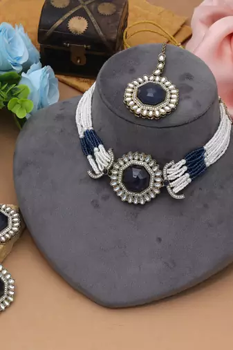 Blue color choker kundan necklace set