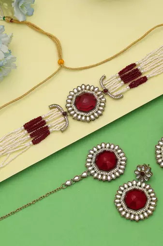Red color choker kundan necklace set