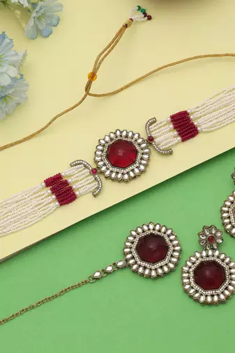 Maroon color choker kundan necklace set