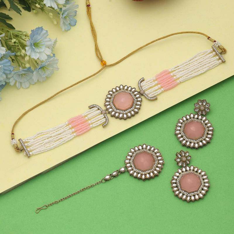 Pink color choker kundan necklace set