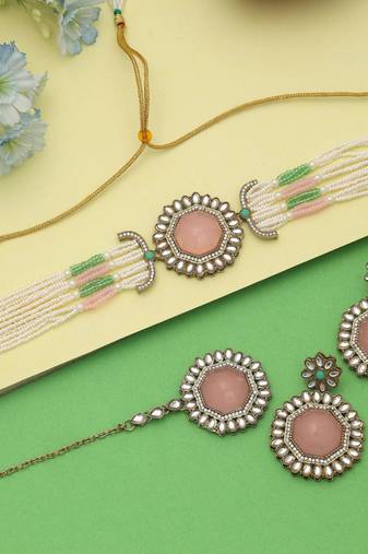  pink color choker kundan necklace set