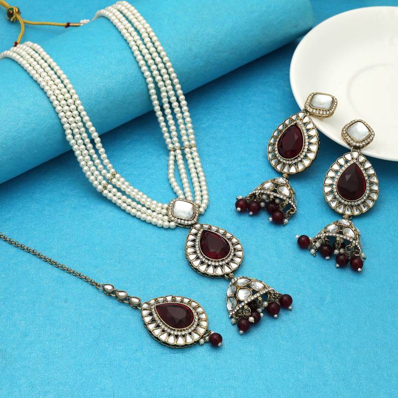 Maroon color kundan necklace set