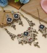 Rani & green color kundan necklace set
