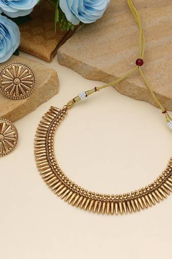 Gold color matte gold necklace set