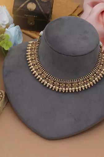Gold color matte gold necklace set