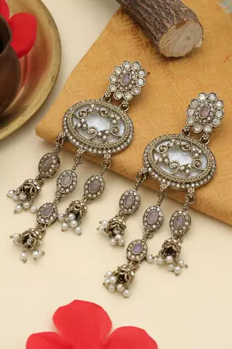 Lavendar color kundan earrings