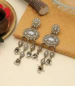 Gold color kundan earrings