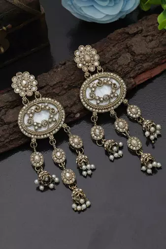 Gold color kundan earrings