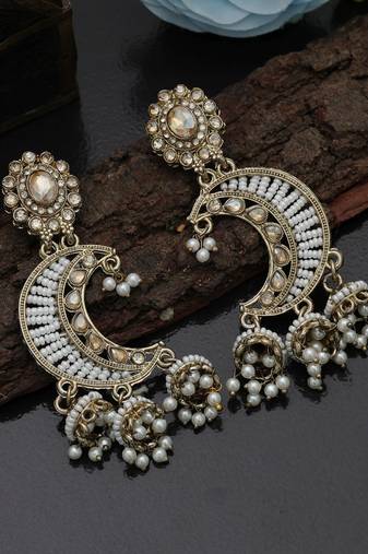 Gold color kundan earrings